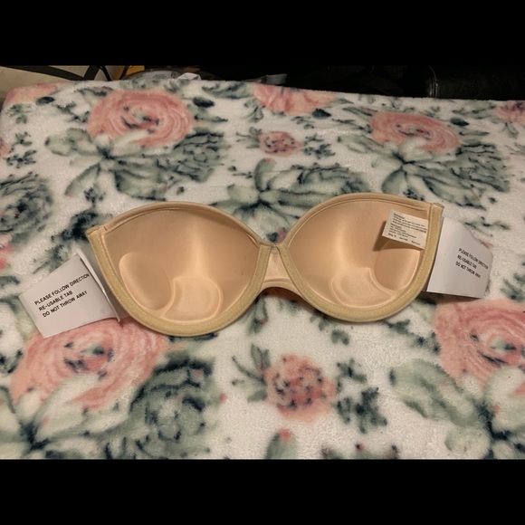 Nude Reusable Backless Strapless Bra - Picture 3 of 4